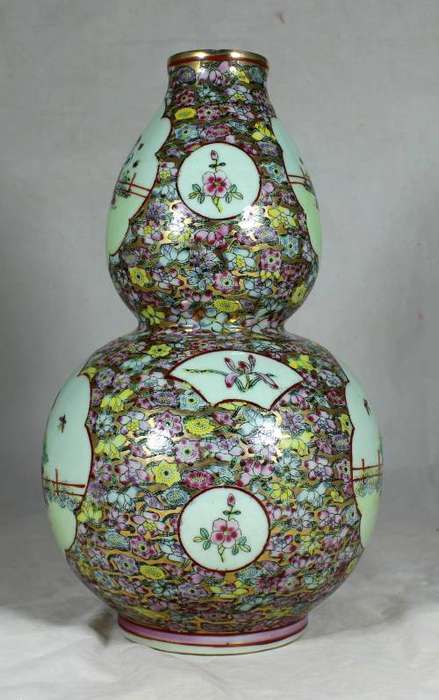 Chinese 'Famille Rose' double gourd vase