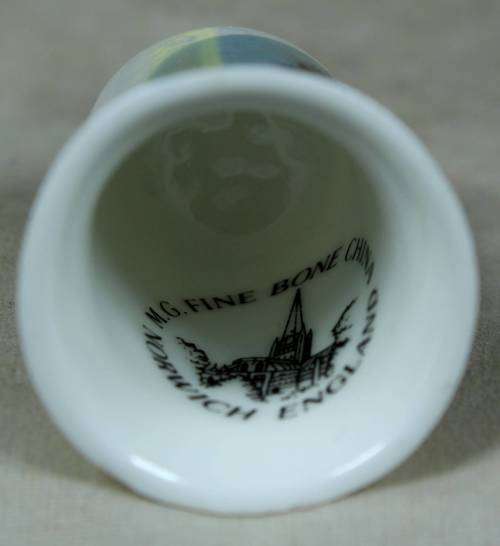 Thimble - her majesty Queen Elizabeth 85th birthday