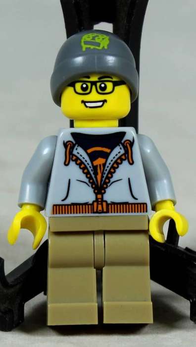 Miniature Lego figurine - Street skater