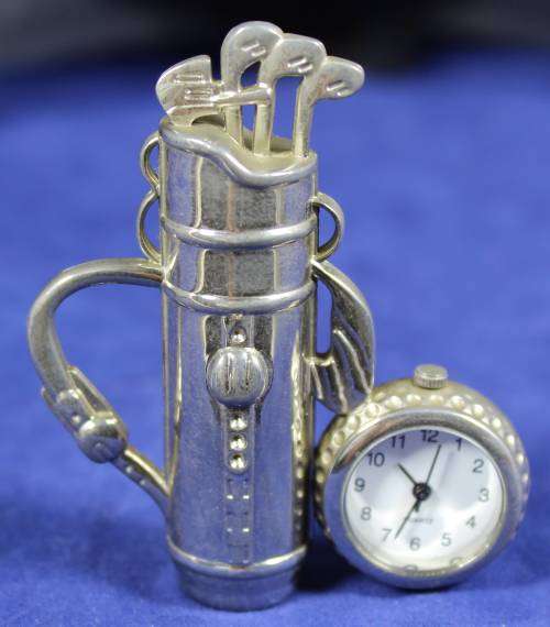 Hachette clock with booklet - Golf bag