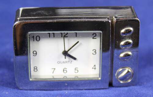 Hachette clock with booklet - Microwave