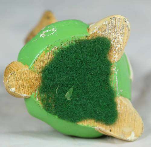 Pendelfin hand painted stoneware rabbit - Poly in green