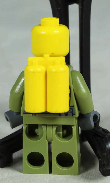 Lego mini figurine - Volcano explorer (Volcano starter set CTY0682)