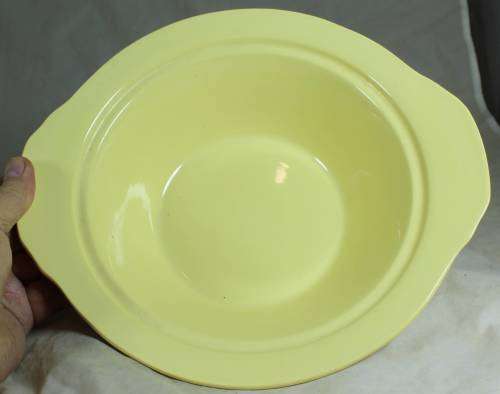 Woodsware Jasmine - casserole dish with lid