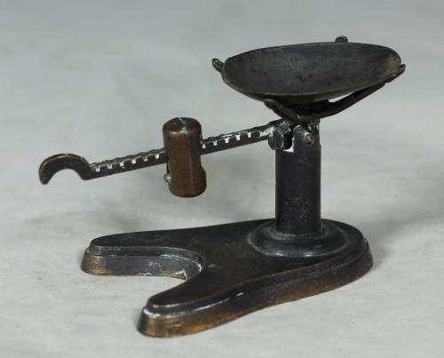 Miniature metal vintage scale