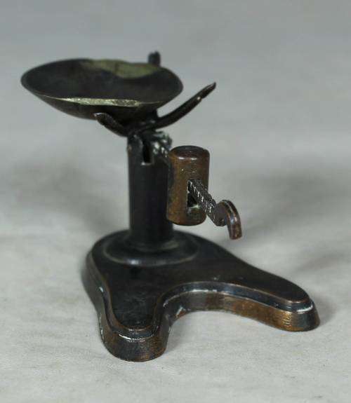 Miniature metal vintage scale