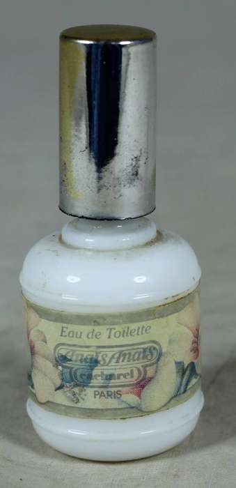 Anais Anais perfume bottle