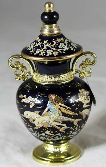 Venus anais perfume bottle