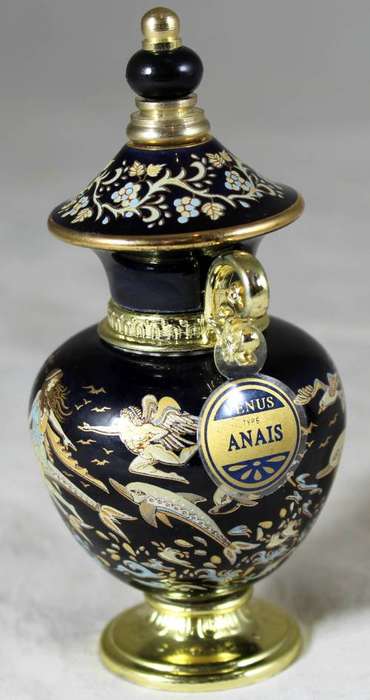 Venus anais perfume bottle