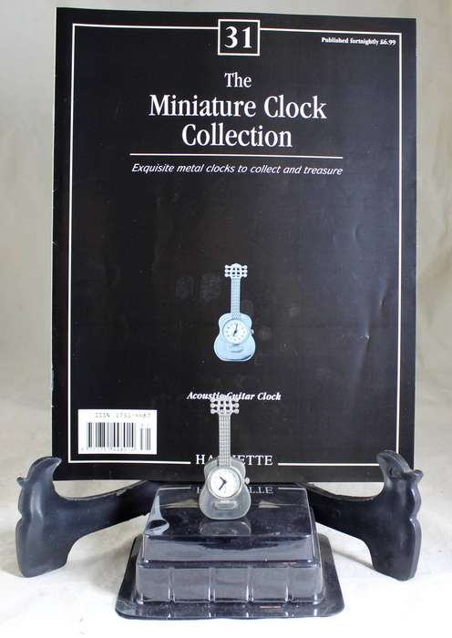Hachette clock with booklet - #31 Acoustic Guitar