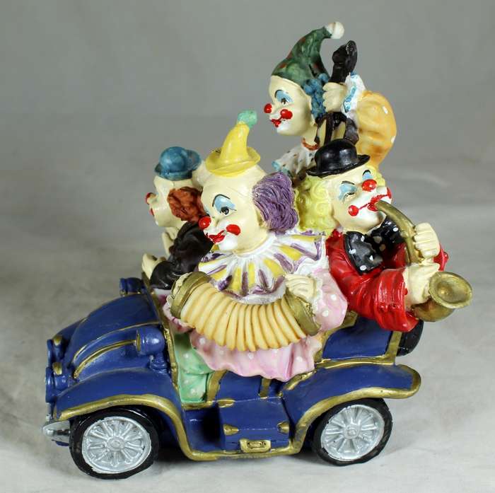 4 Musical Clowns in Open Car