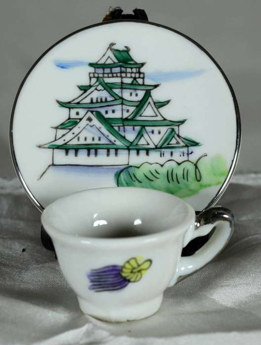 Miniature cup & saucer duo