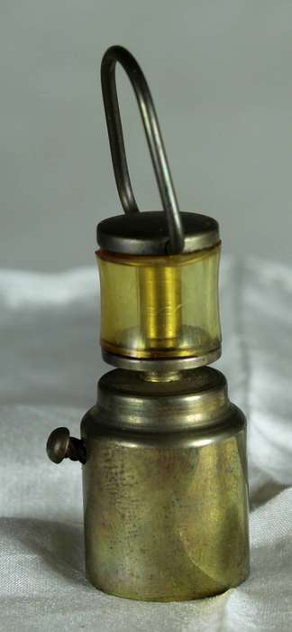 Miniature brass gas lamp