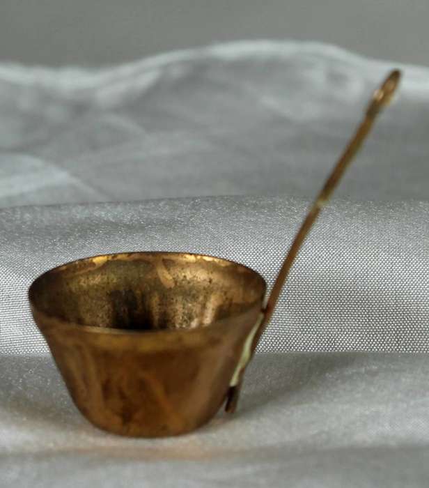 Miniature copper pot