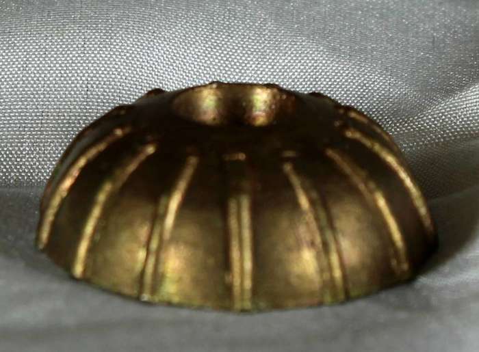 Miniature copper jelly mold