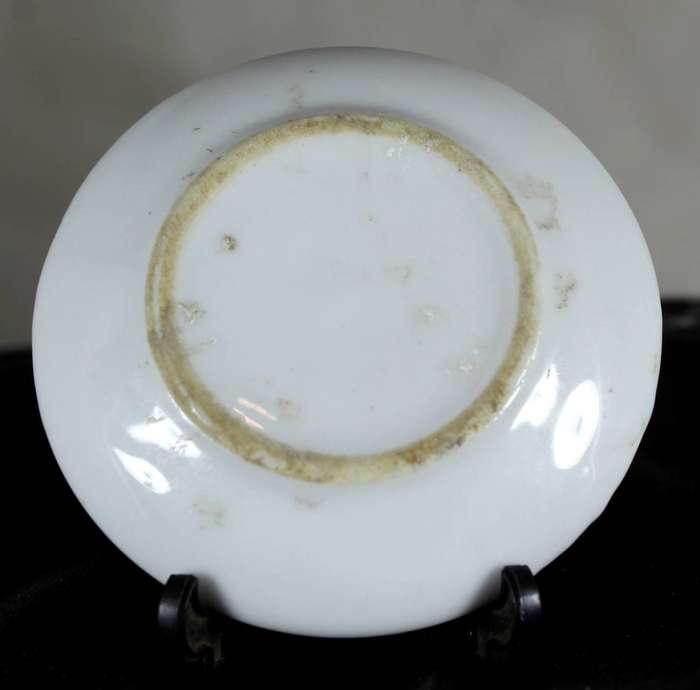 Display plate with flowers & butterflies