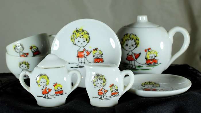 Children`s tea set