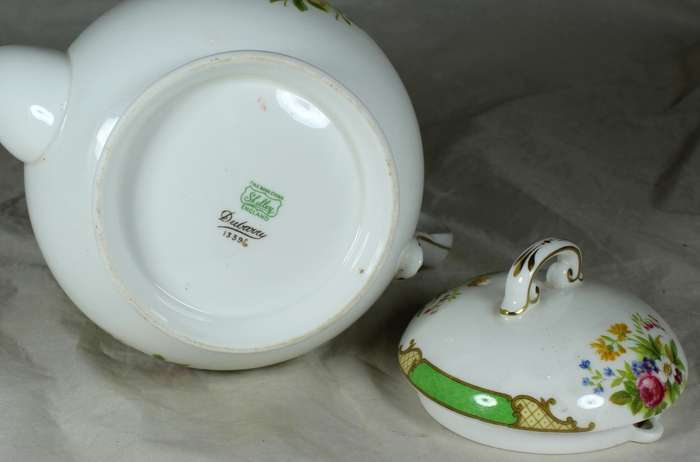 Shelley - Du Barry green - kettle