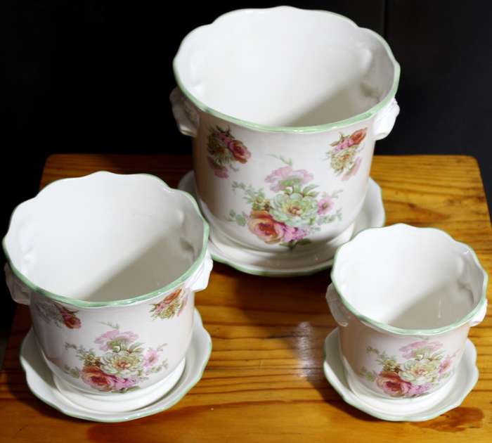 Set of three Royal Winton planters