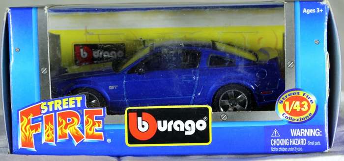 Burago - Street Fire - 2006 Ford Mustang GT