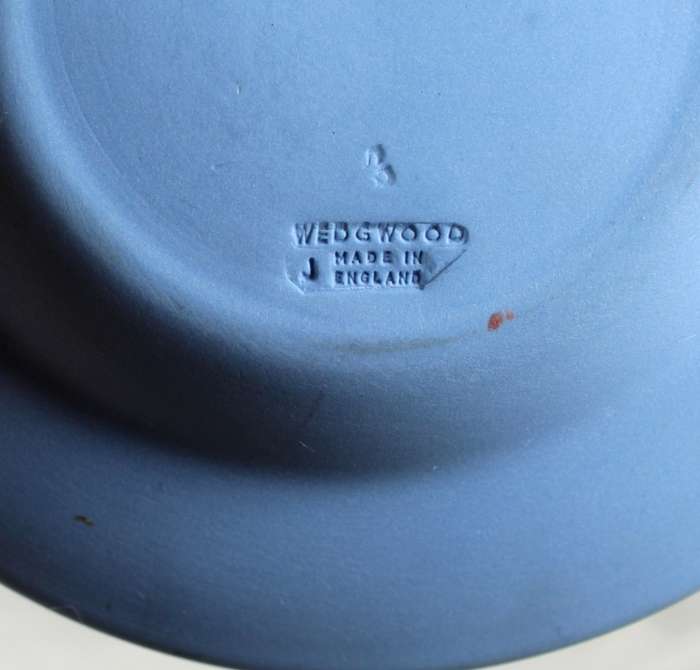 Blue Wedgwood - Jasper Ware - display plate - city of London