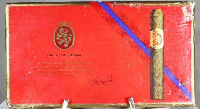 Henri Wintermans cigarette box