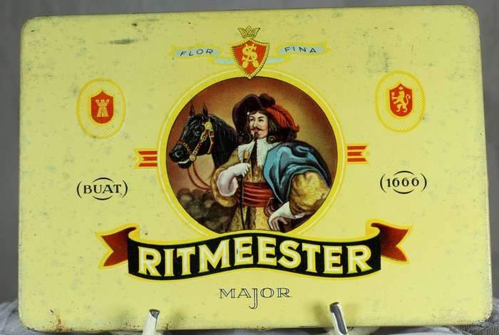 Ritmeester cigarette tin
