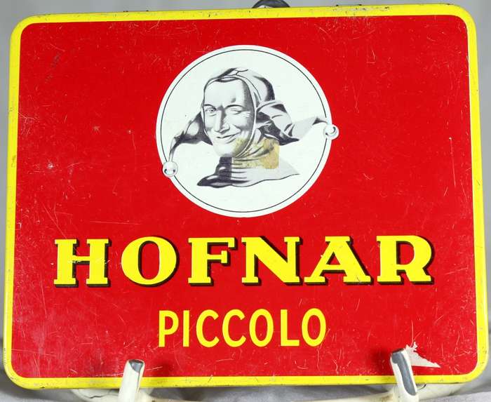 Hofnar Piccolo cigarette tin