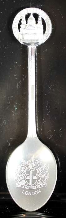 Souvenir teaspoon - St. Paul`s Cathedral