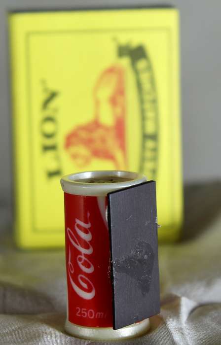 Miniature Coca-Cola fridge magnet - Coca-Cola can