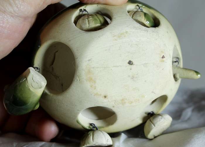 Ceramic tortoise & baby - moving legs and head