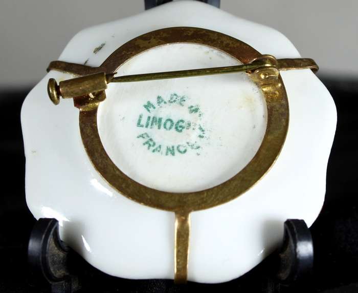 Limoge display plate - Victorian lady