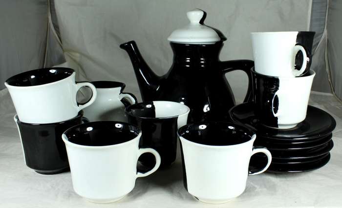 Black & White Tea Set
