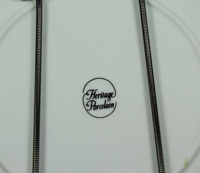 Heritage Porcelain - Queen Mothers 90th Birthday Plate