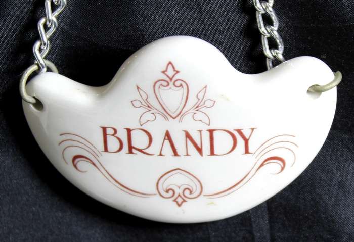 Set of 4 Porcelain Bottle Tags