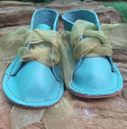 Leather new born baby shoes