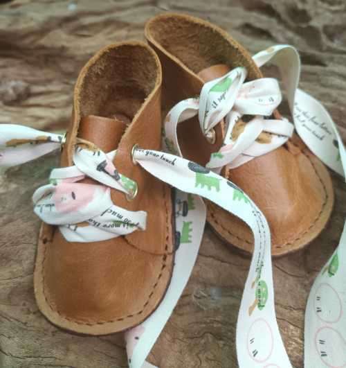 Leather new born baby shoes