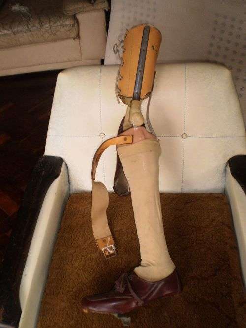 Antique Prosthetic Full Leg With Leather Shoes And Stocking Bendable At The Knee