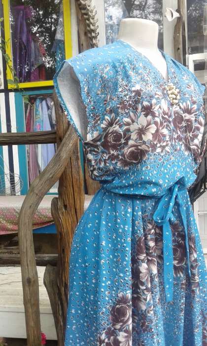 Vintage 1970s Dress Blue Flower Pattern Size 16