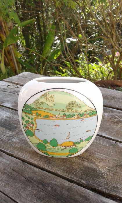 Vintage German Porcelain Vase 11cm x 12cm