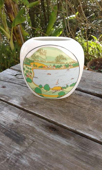 Vintage German Porcelain Vase 11cm x 12cm