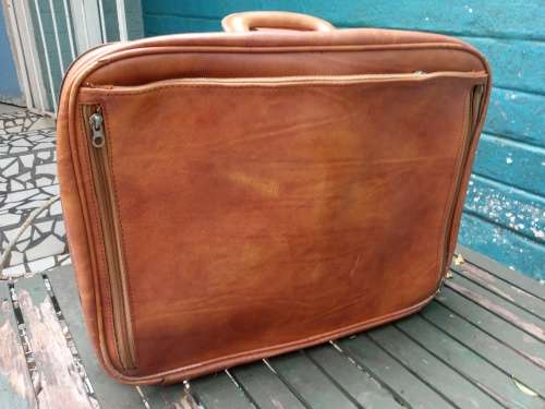 Fantastic Vintage Brown Vinyl SAL/SAA Pilot`s Cabin Luggage Bag