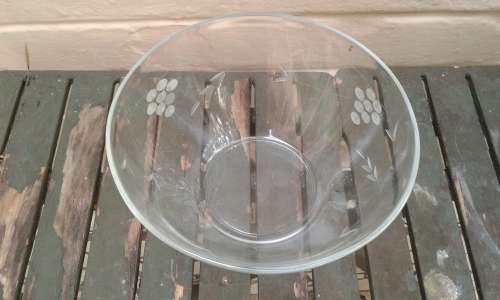 Vintage 1940s Handcut Grapes And Leaves Crystal Glass Bowl