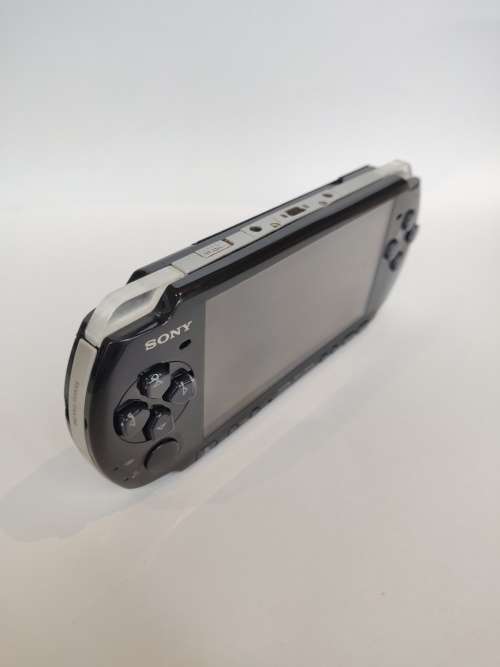PSP-1003K Value Pack (Mint Condition) and Games