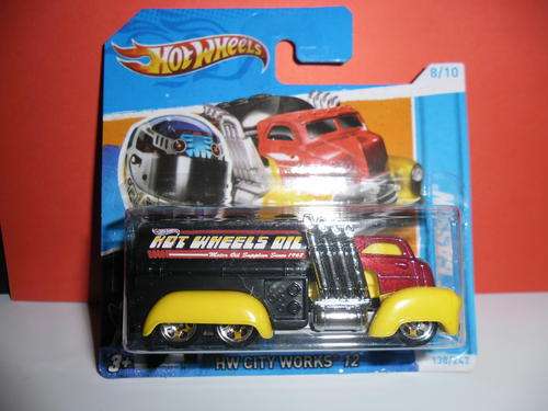 Hot Wheels Fast Gassin' 2012 HW City Works (Mint on Card)