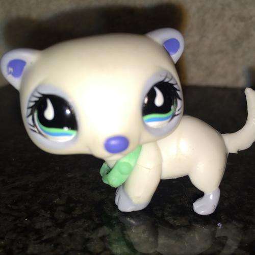 Littlest Pet Shop Figure