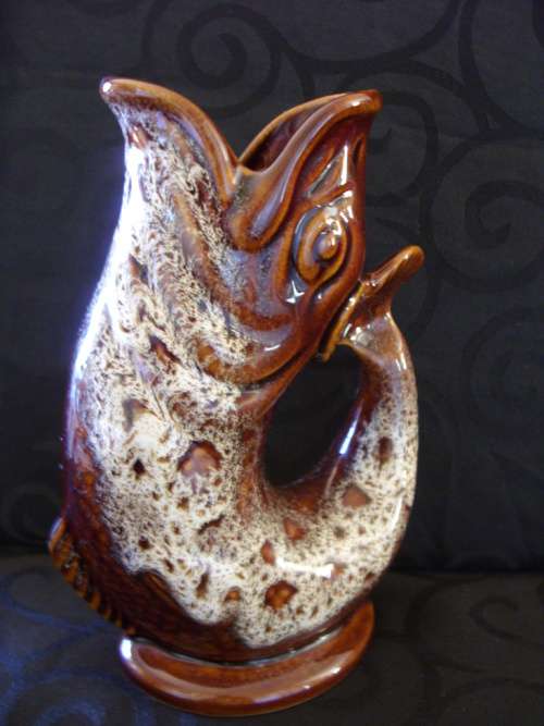 SALE !  Fosters studio pottery vase made in Cornwall England