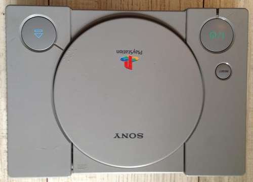 PS1 Console and 2x Controllers