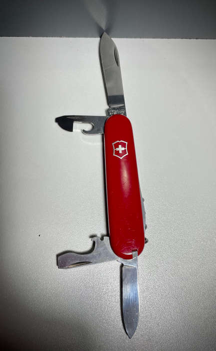 Victorinox Trio + Classic