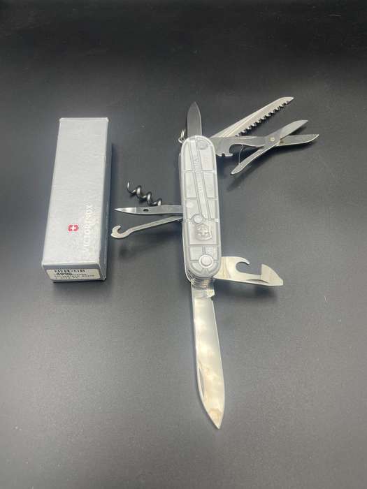 Victorinox Huntsman Silvertech Brand new in Box